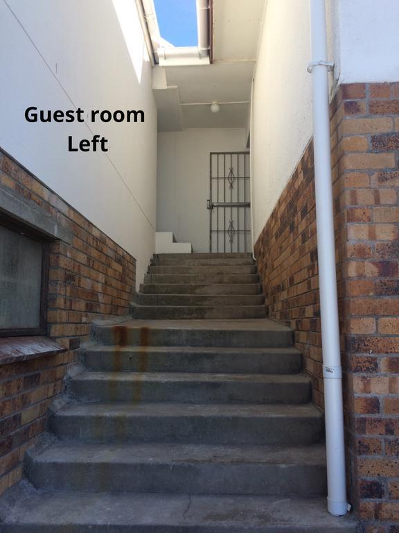 Ollava Guesthouse Simonʼs Town Exterior foto